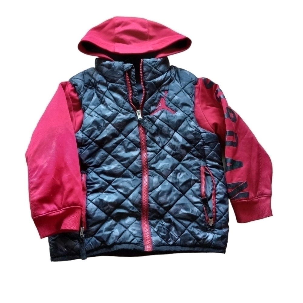 Kids XS Jordan Jacket red &Black in Excellent Used Condition